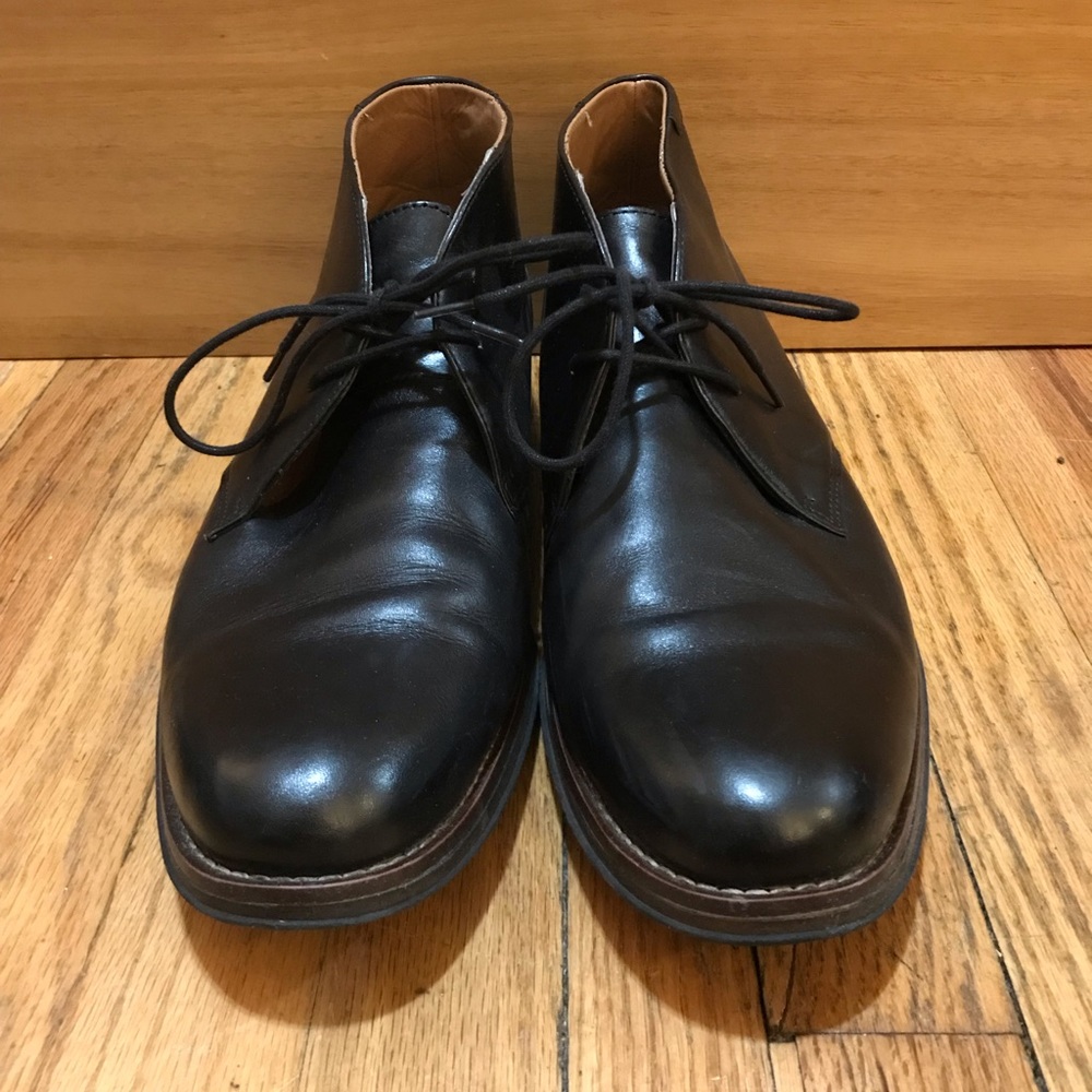 GH Bass & Co chukka dress boot